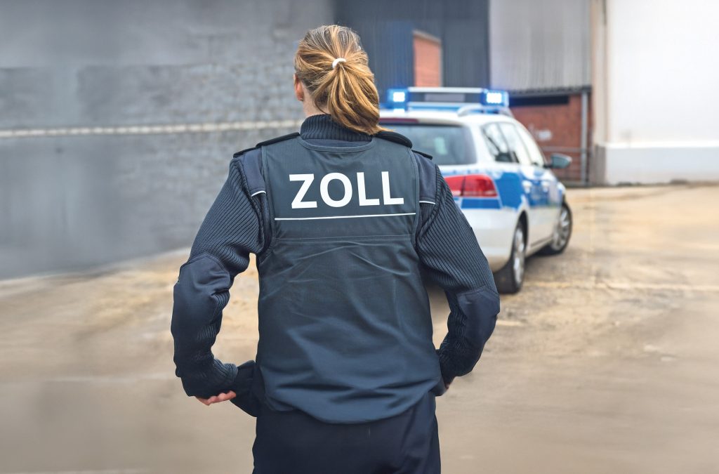 Zollbeamtin